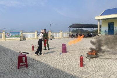 TẬP HUẤN TUYÊN TRUYỀN KỸ NĂNG PHÒNG CHÁY CHỬA CHÁY